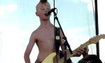 Funny Video : Mini Rage against the Machine