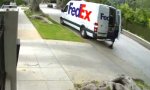 FedEx liefert neuen Monitor