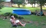 Der alte Mann und der Pool