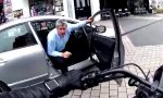 Lustiges Video : Biker vs Autofahrer