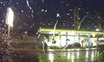 Lustiges Video : Geile Tankstelle