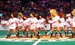 Funny Video - Cheerleader mit kleinem Problem