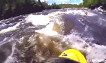 Funny Video : Strudel verschluckt Kayak Fahrer