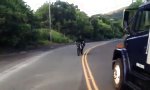 Lustiges Video : Bike-Trick mit der Freundin