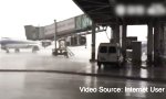 Movie : Blitzeinschlag auf der Landebahn