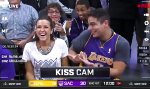 Movie : Schwere Entscheidung in der Kiss Cam