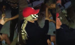 Lustiges Video : Steck den Finger da rein!