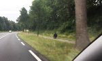 Funny Video : Unterwegs auf motorisiertem Bierkasten