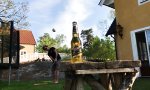 Lustiges Video : Bierchen mit dem Wedge öffnen