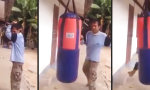 Lustiges Video : Zu viel Reiswein vor dem Kickbox-Training?