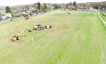 Lustiges Video - Mit dem Auto Fußball spielen
