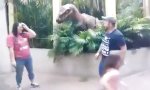 Funny Video : Der Dino aus dem Busch
