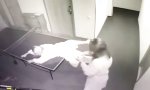 Lustiges Video : Nächtliche Selfies im Wohnheim