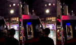 Lustiges Video : Beleidigt von der Straßenbahn