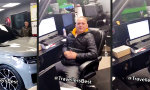 Movie : Auto im Büro