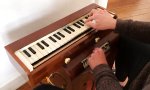 Lustiges Video : Des Synthesizers Uropa