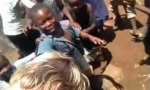 Lustiges Video - Erste Begegnung mit einem Weißen
