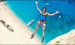 Lustiges Video : Navagio Beach Base Jump