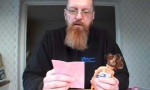 Lustiges Video - Unboxing der etwas anderen Art