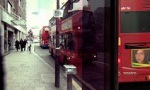 Lustiges Video : Verrückte Bushaltestelle